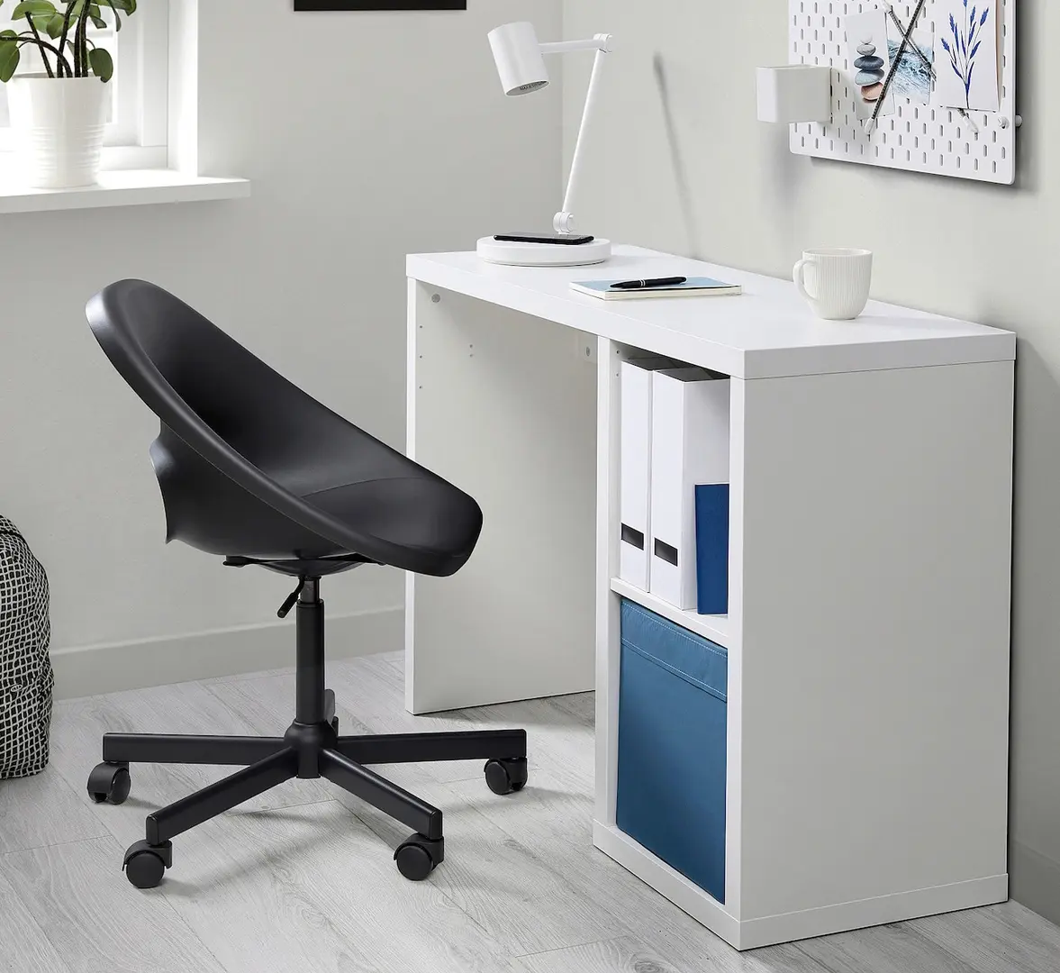 Set mobila pentru oficiu Ikea Kallax/Eldberget (Alb/Gri inchis/Negru)