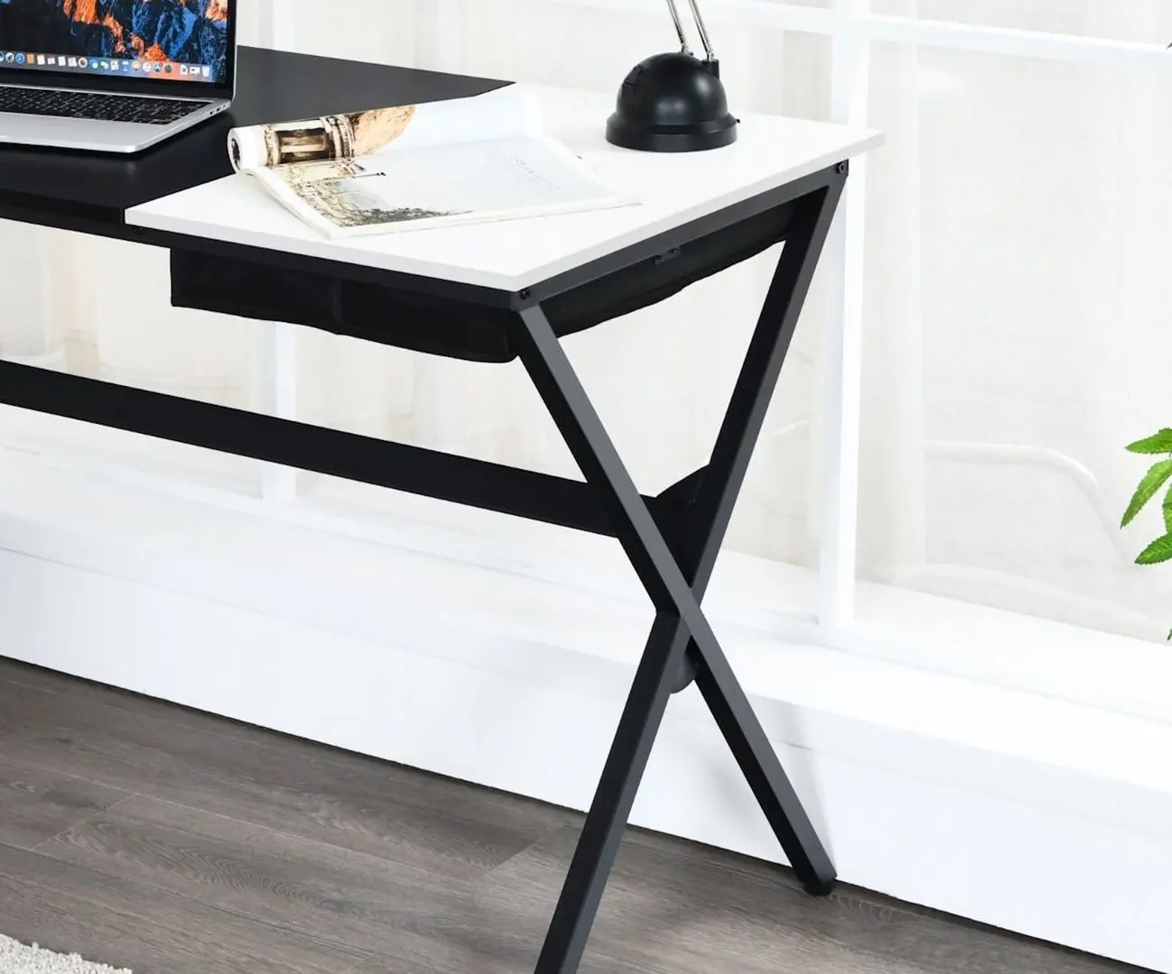 Masa pentru calculator Costway HW66465BK (Black/White)