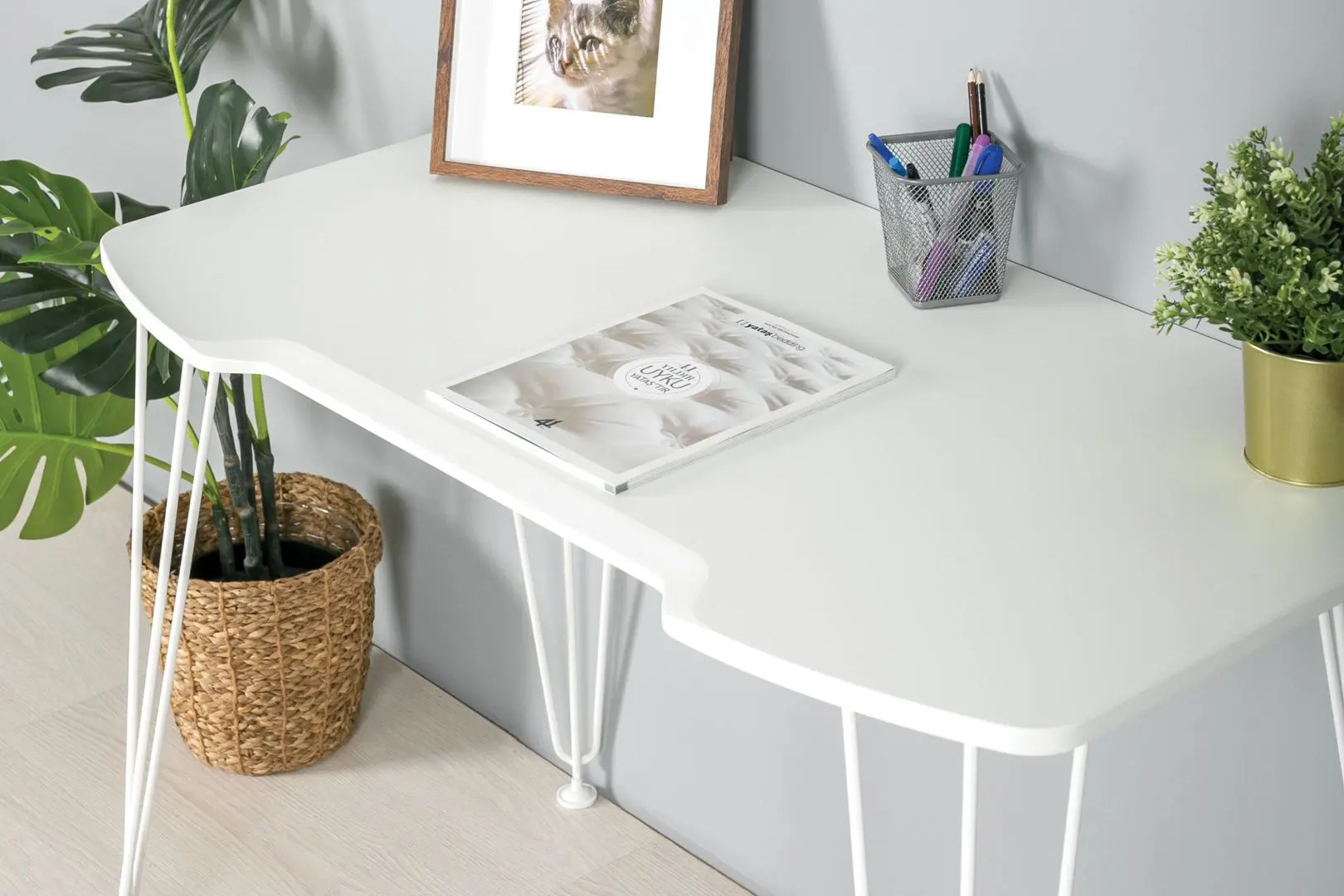 Masa pentru calculator Mobi Bazis 4 12.81 (White Shagreen) - 2