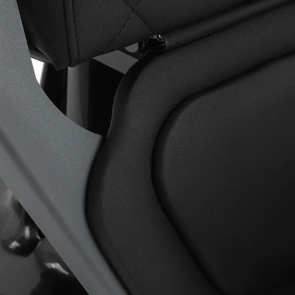 Кресло парикмахерское Gabbiano Bruno 153410 (Black/Grey) - 7