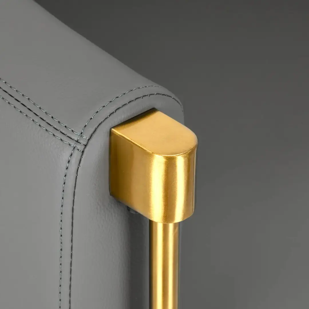 Кресло парикмахерское Gabbiano Burgos (Grey/Gold)