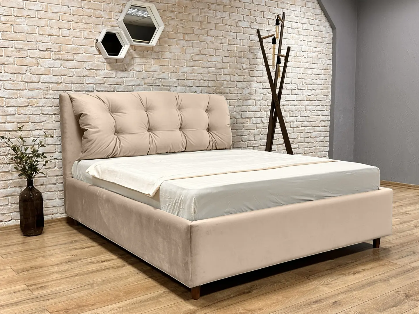 Кровать с матрасом Charmbed Premium Adaline London 02 Milk Coffee + Saltconfort Classic Ortopedic 140х200/20 - 2