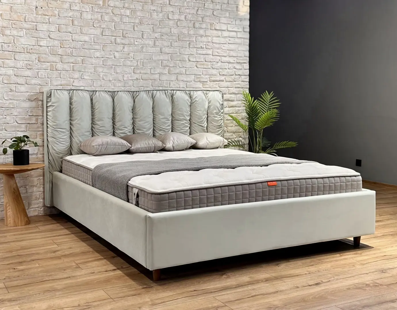 Кровать Charmbed Eva Prestige 180x200 Velluto 02 (Beige)