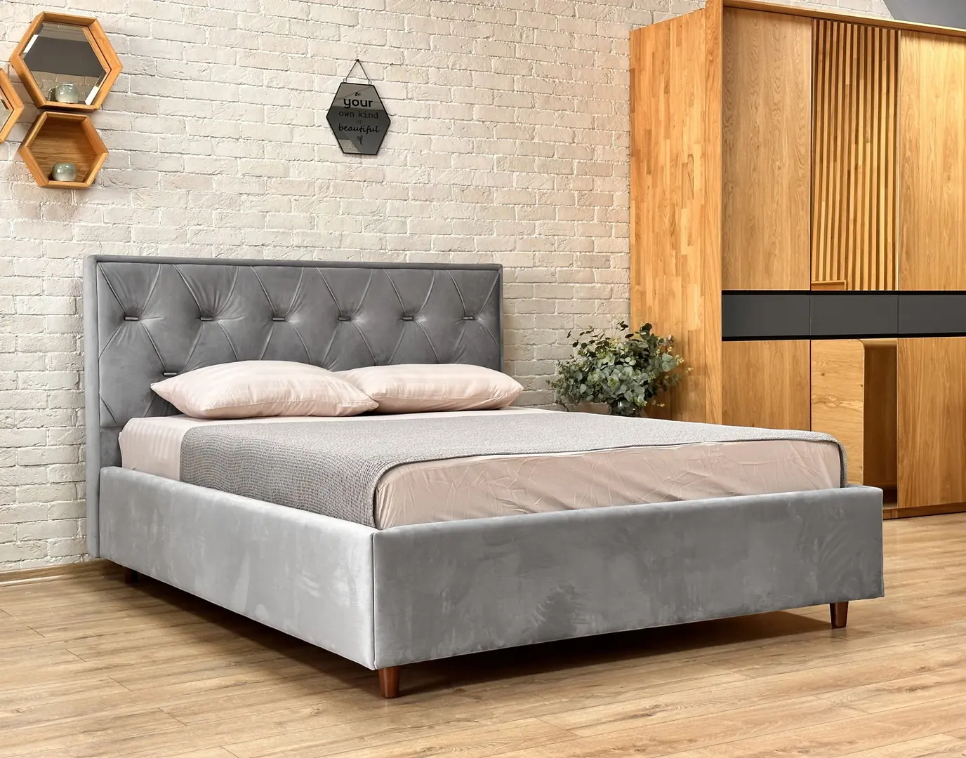 Pat Charmbed Lux Bela 160x200 Laguna 42 (Light Gray)
