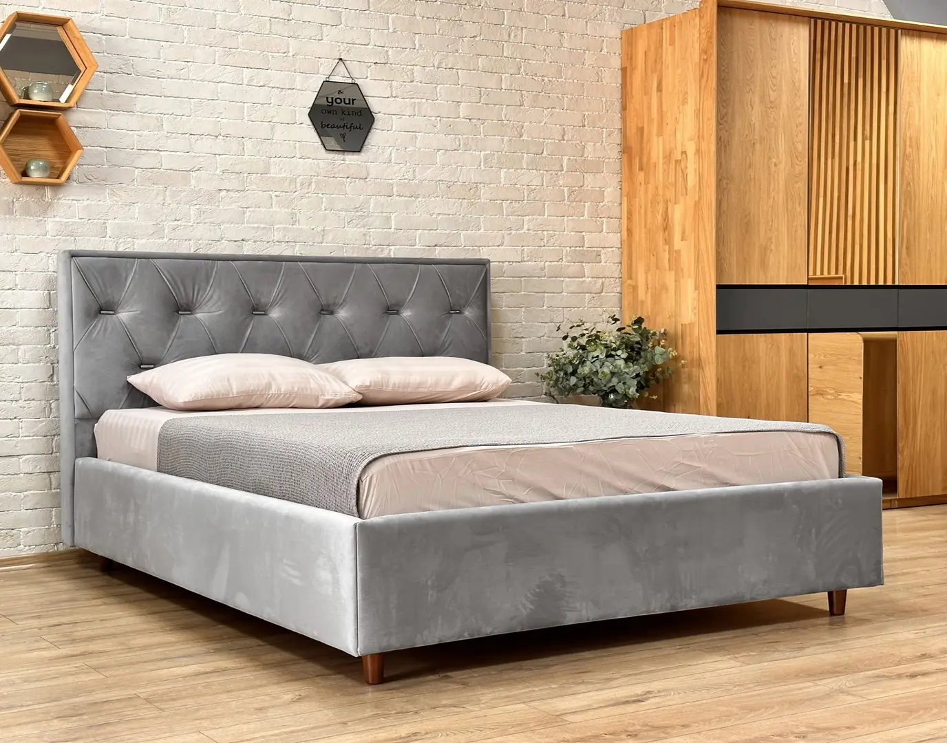 Pat Charmbed Lux Bela 180x200 Laguna 42 (Light Gray)