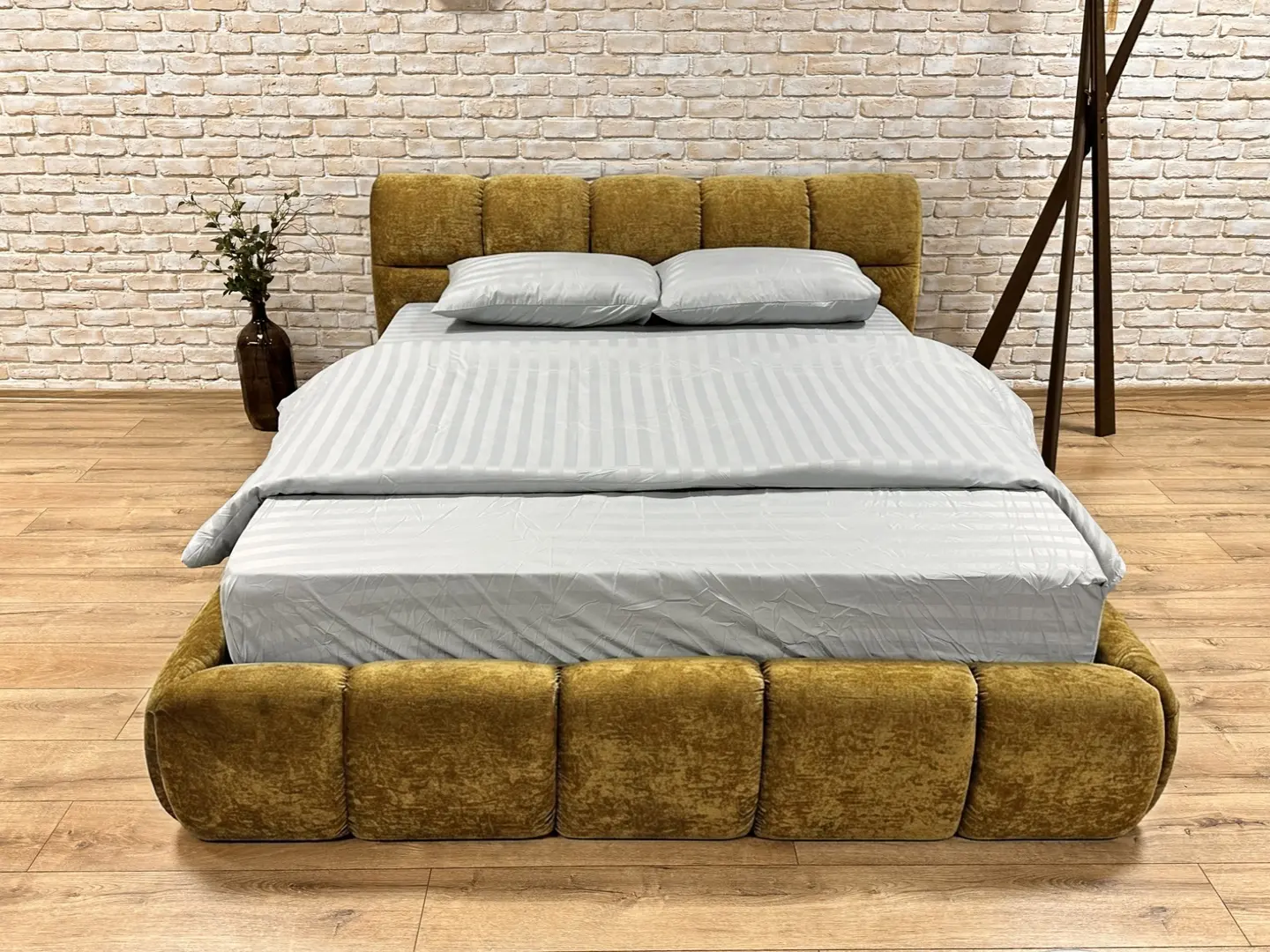 Кровать Charmbed Lux Jenny 180x200 Symphony 10 (Mustard) - 2