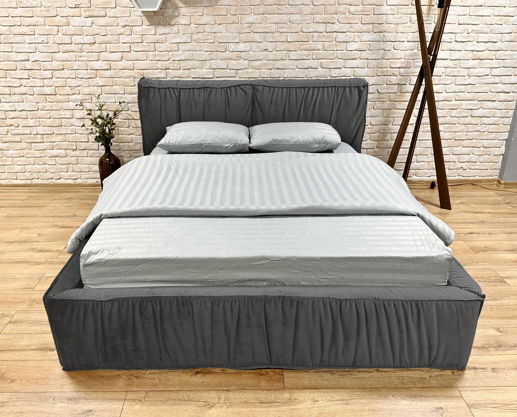 Кровать Charmbed Lux Selina 160x200 Laguna 43 (Gray) - 2