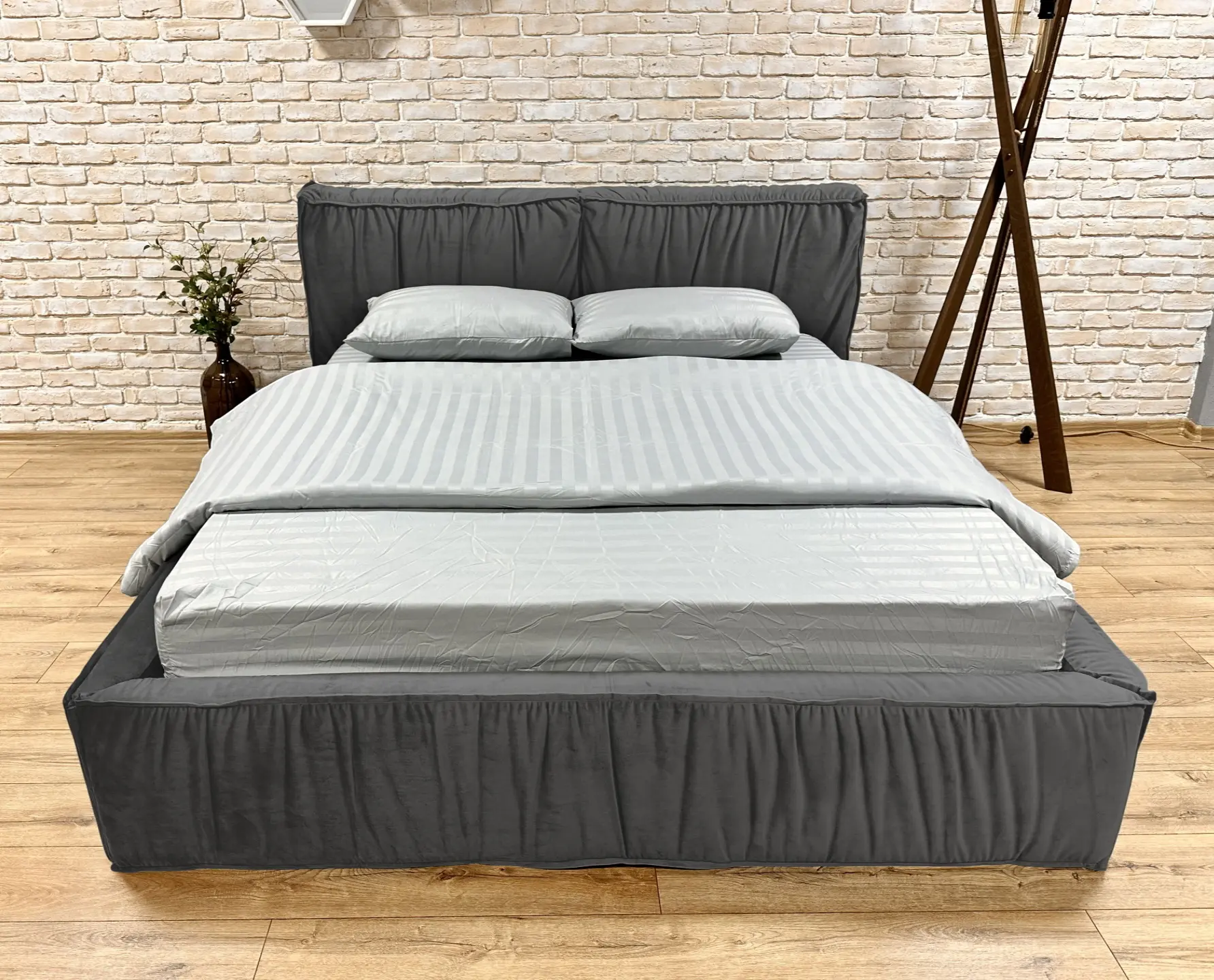 Кровать Charmbed Lux Selina 180x200 Laguna 43 (Gray) - 2