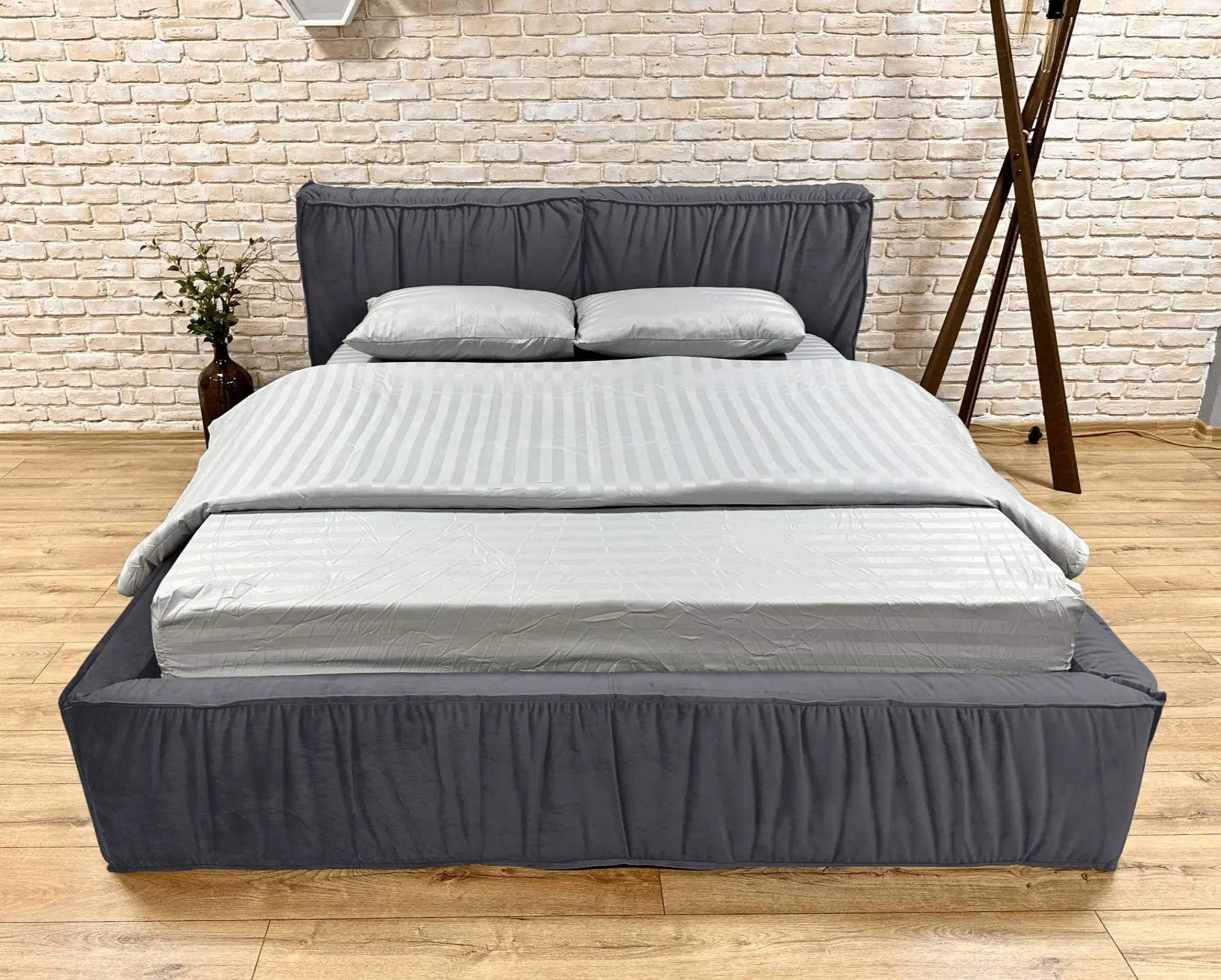 Кровать Charmbed Lux Selina 180x200 Laguna 44 (Graphite) - 2