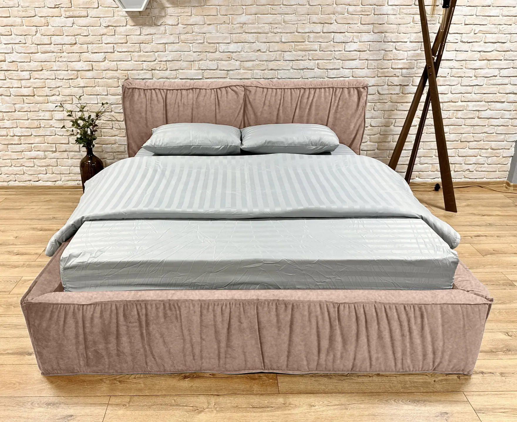 Кровать Charmbed Lux Selina 180x200 Mono 06 (Dark Beige) - 2