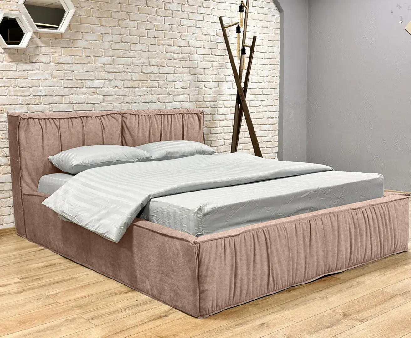 Кровать Charmbed Lux Selina 180x200 Mono 06 (Dark Beige)