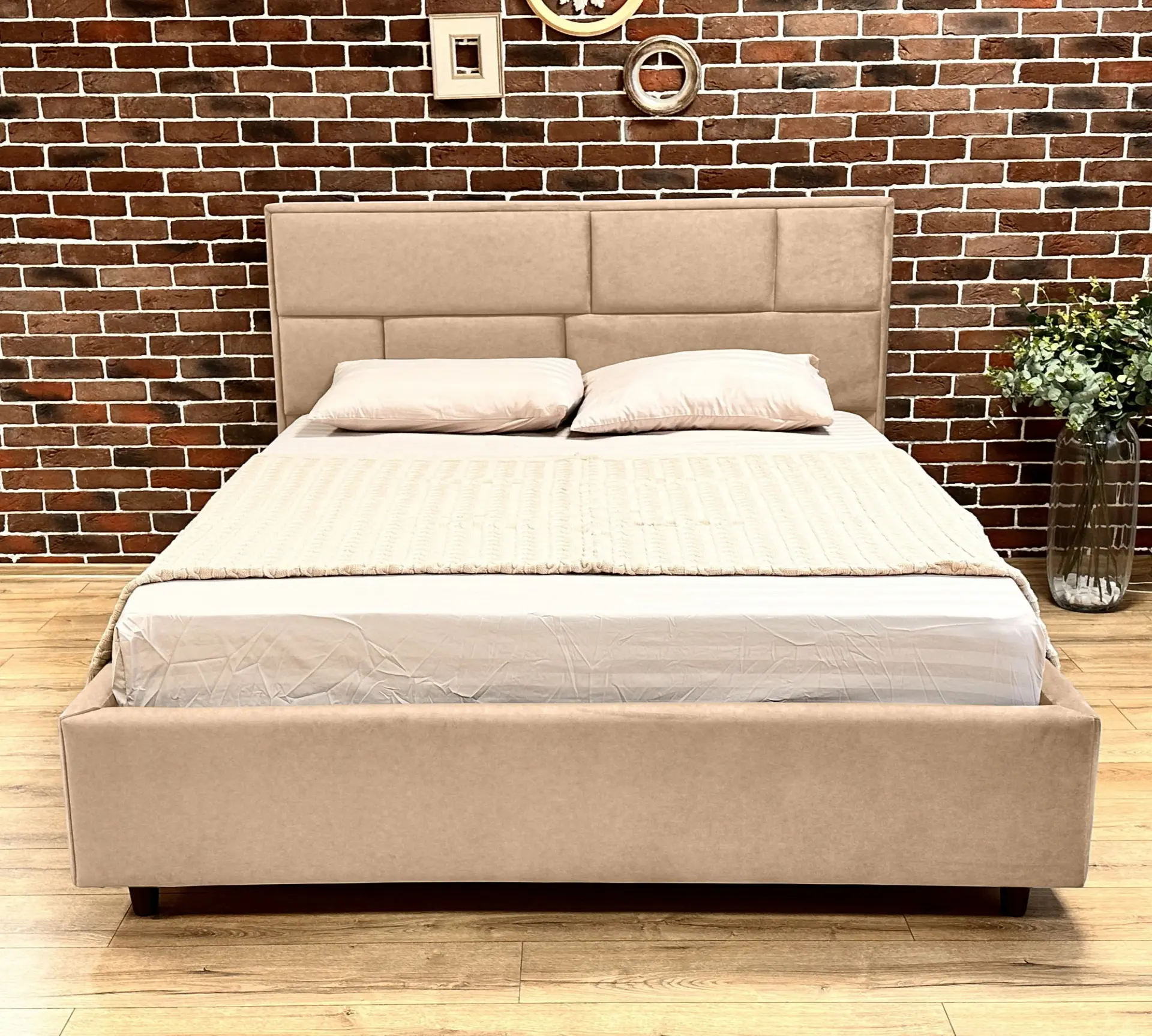 Кровать Charmbed Lux Sofi 180x200 Mono 02 (Beige) - 2
