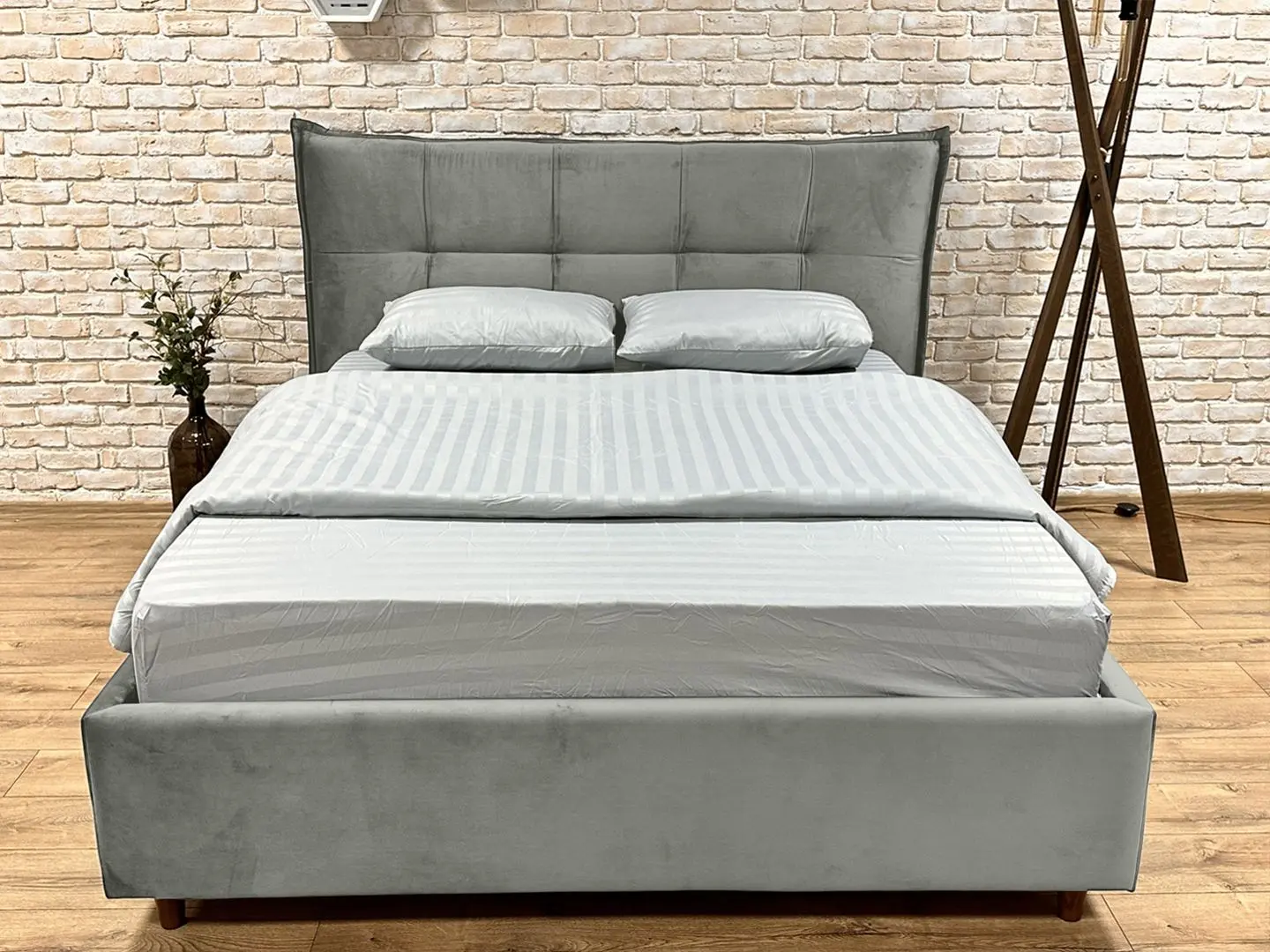 Pat Charmbed Premium Lesley Laguna 43 160x200 (Gray) - 2