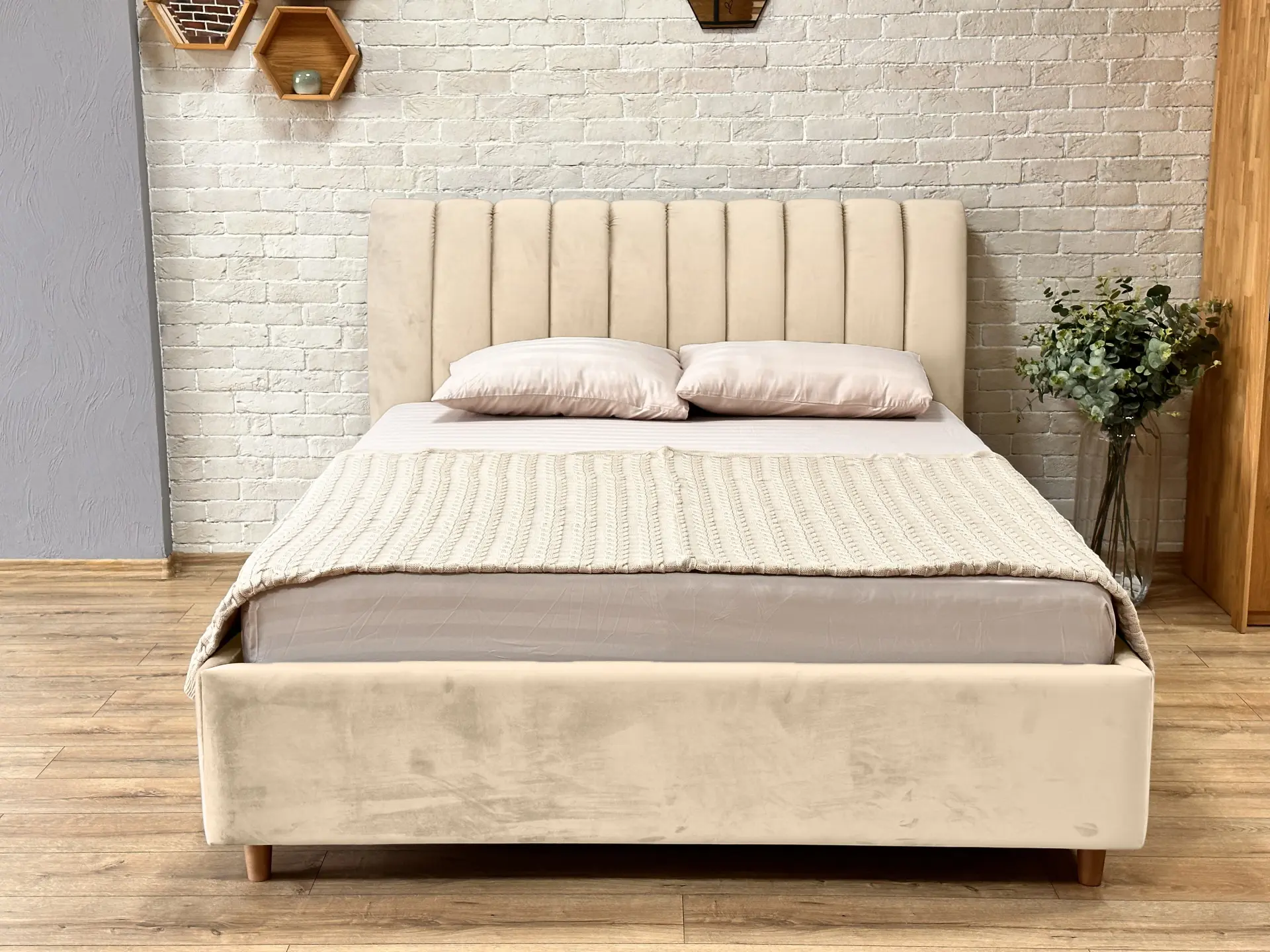 Кровать Charmbed Premium Margo 160x200 Laguna 03 (Cream) - 2