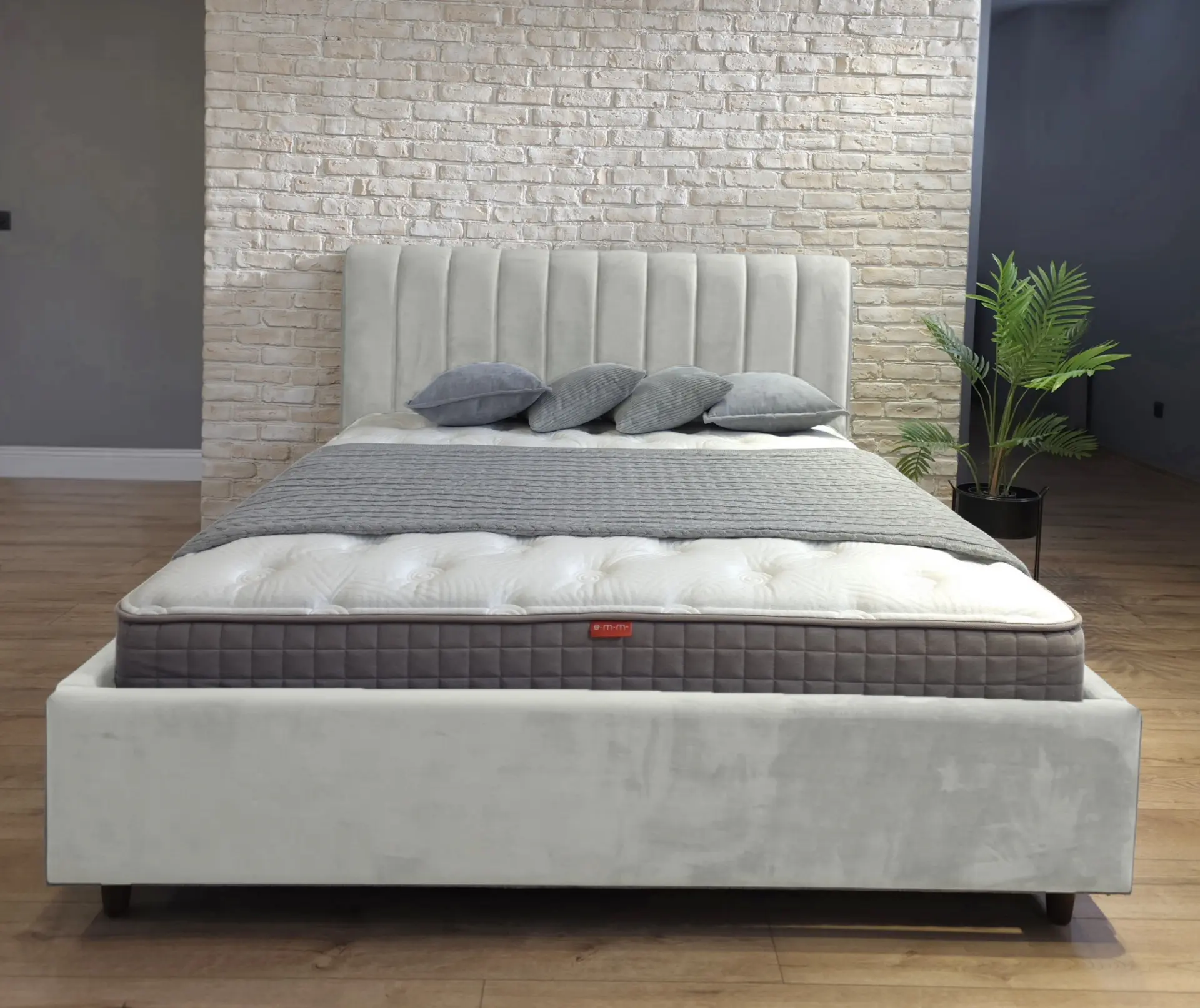Кровать Charmbed Rita Prestige 180x200 Velluto 02 (Beige) - 2