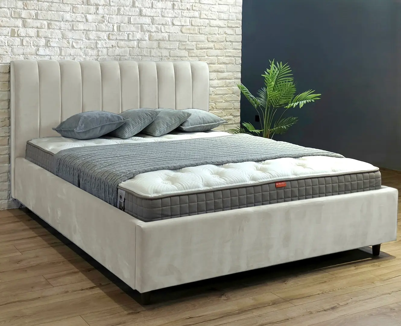 Кровать Charmbed Rita Prestige 180x200 Velluto 02 (Beige)