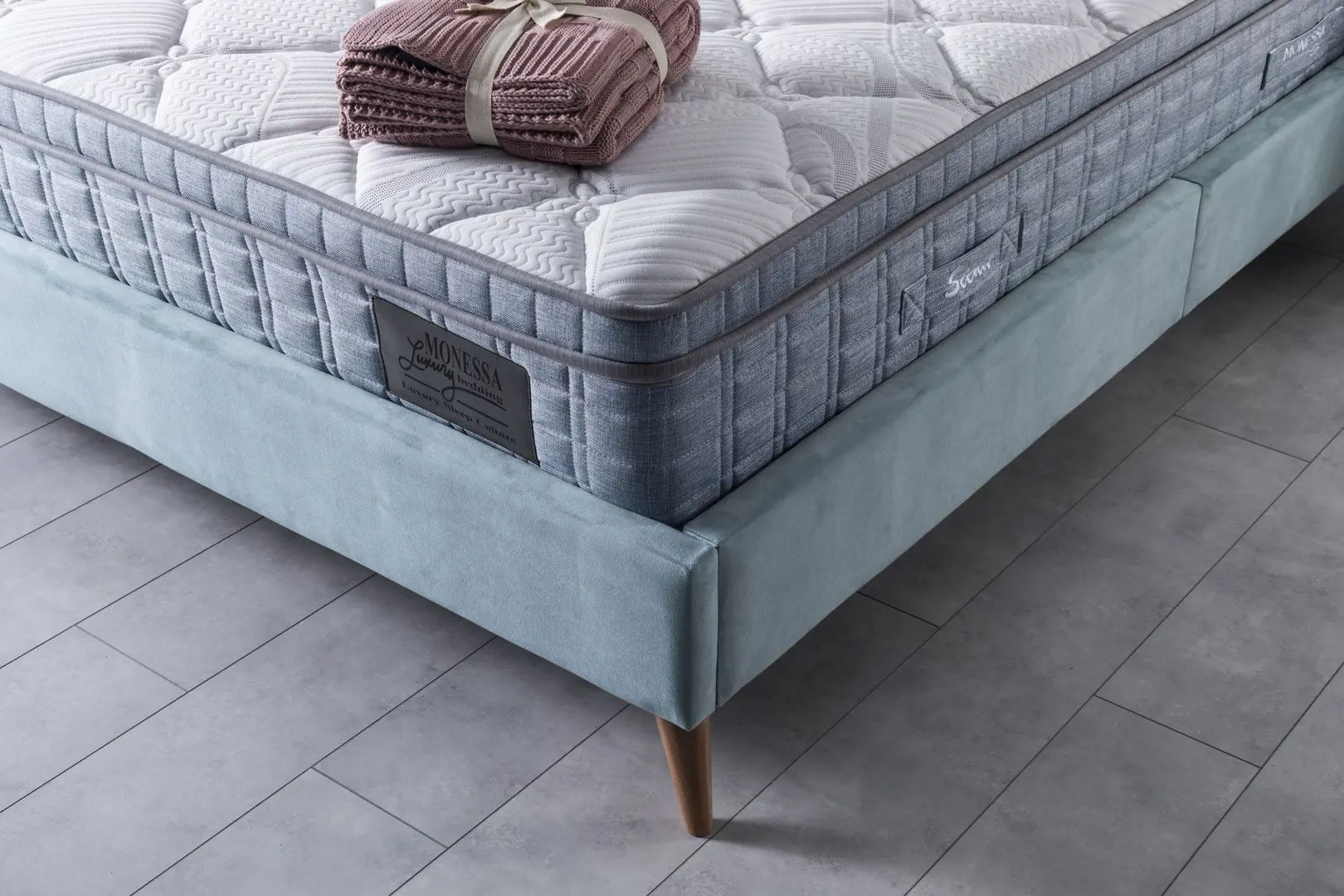 Pat Monessa Vegas 180x200 Babyface 23 (Blue Light) - 5