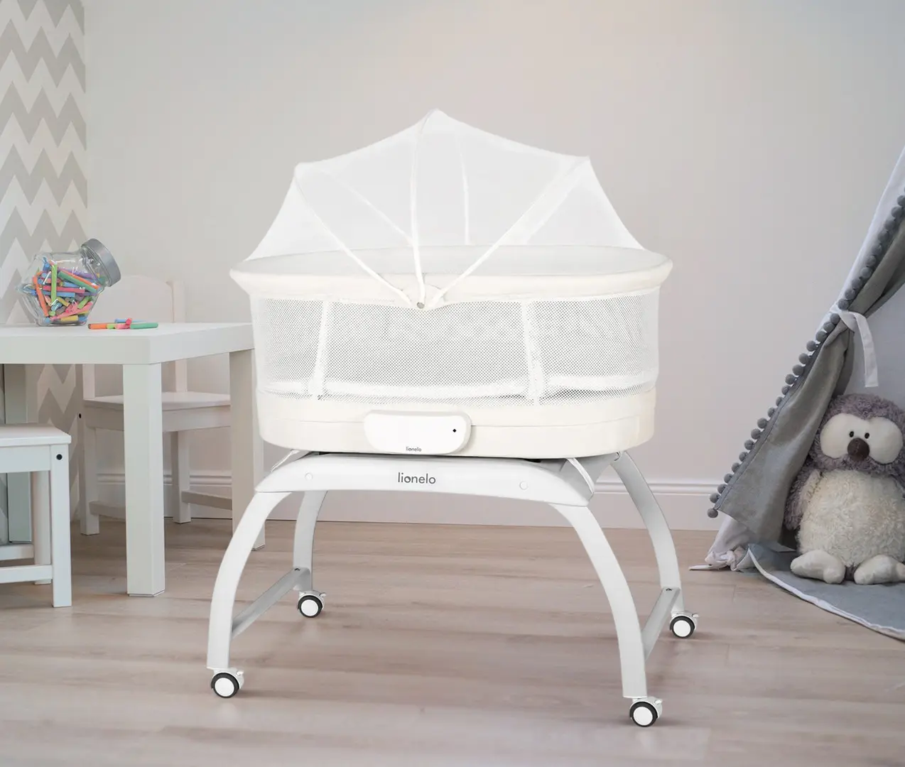 Patuc-leagan Lionelo Coral (White)