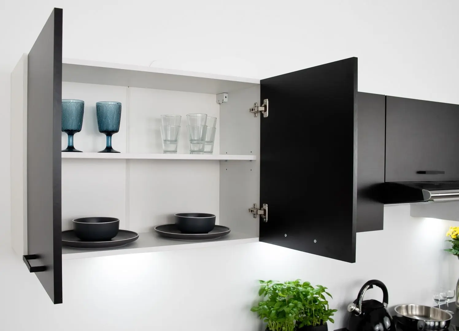 Bucatarie Stolkar Eco Line Tanya 1.2/1.8m (Black/Sonoma Oak)