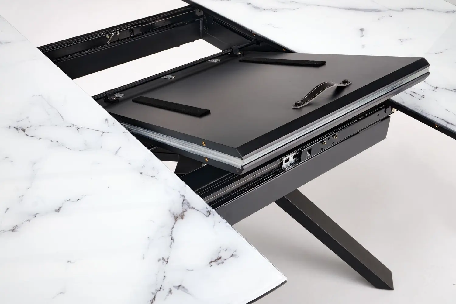 Masa extensibila Halmar Vertigo 130/180 (White Marble/Black)