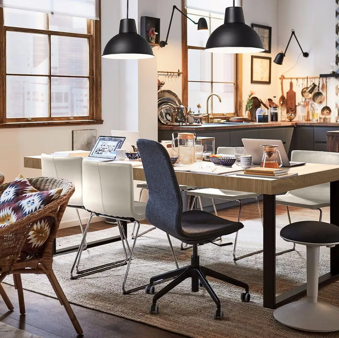 Masa extensibila Ikea Tarsele 150/200x80 (Furnir Stejar/Negru)