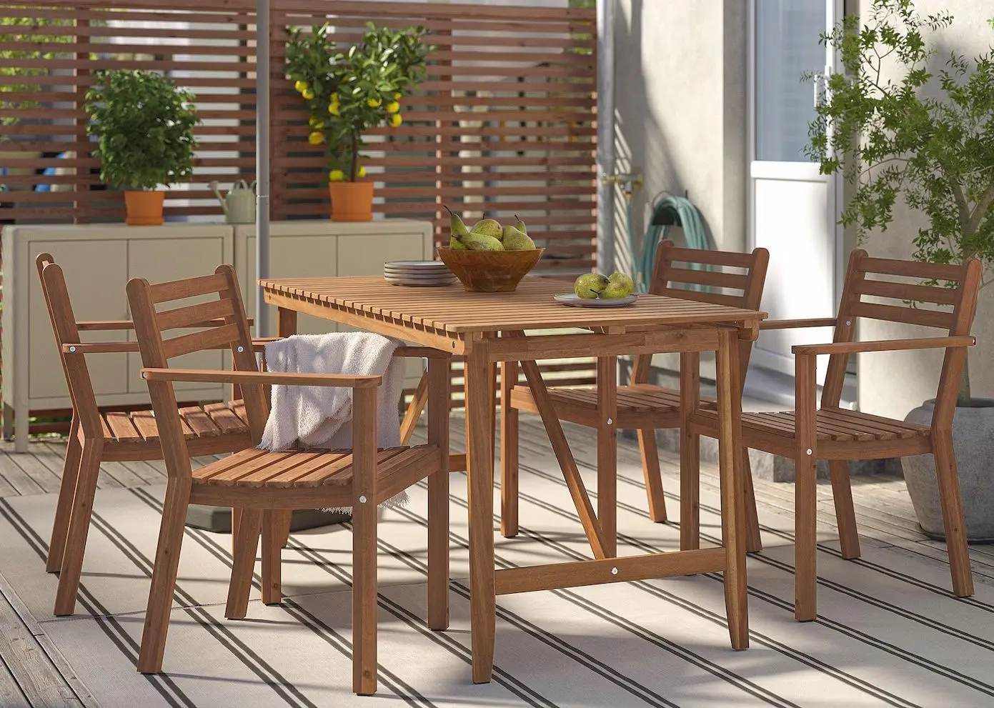 Set mobilier de gradina Ikea Askholmen 4 scaune/cu cotiere 143x75 (Maro Inchis)