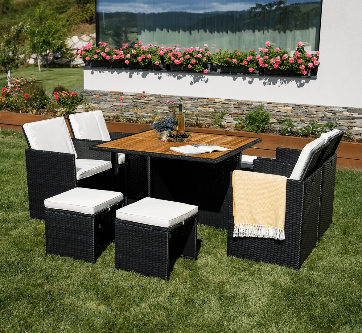 Set mobilier de gradina Tempo Kondela Melford (Black/Natural/Cream)