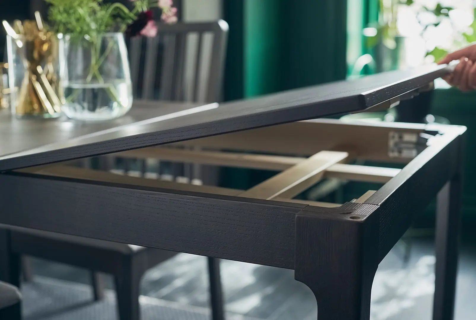 Set de sufragerie Ikea Ekedalen/Manhult 120/180 Maro Inchis/Hakebo Gri-Verde (1+4) - 4