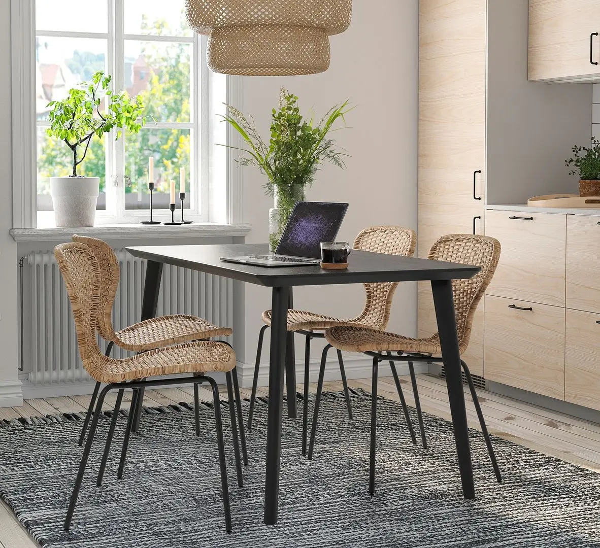 Set de sufragerie Ikea Lisabo/Alvsta 140x78cm 1+4 (Negru/Ratan)