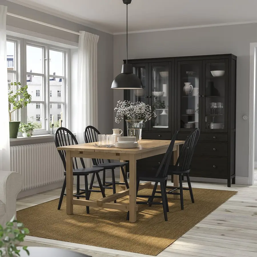 Set masa + 4 scaune Ikea Nordviken/Skogsta 152/223 (Stejar antichizat/Negru)