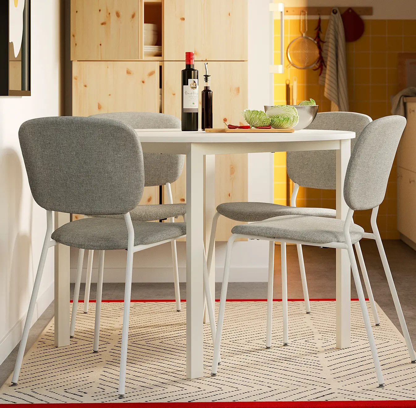 Set masa scaune Ikea Vihals/Tibbleby 107 1+4 (Alb/Bej-gri)