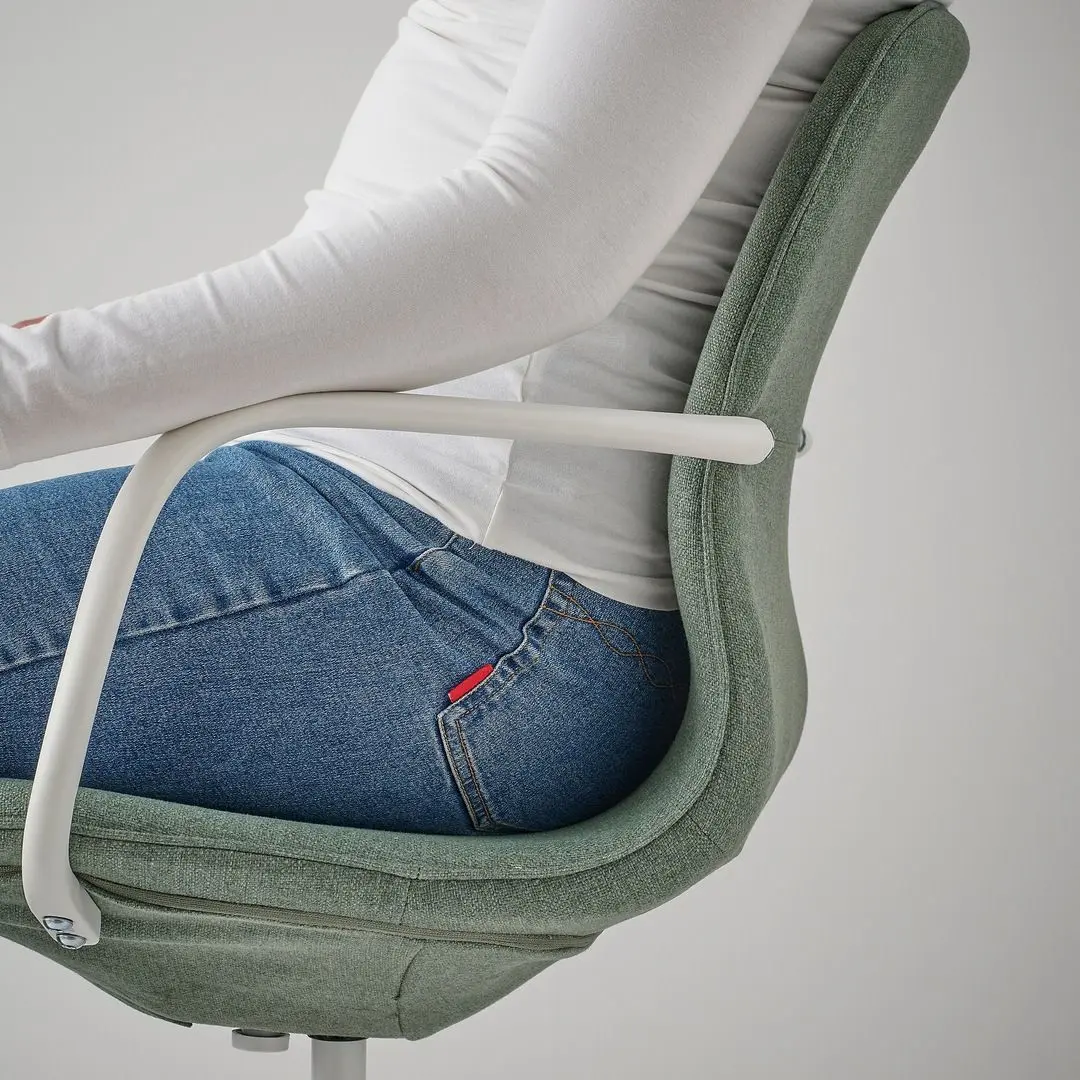 Fotoliu Ikea Langfjall/Gunnared cu braţe (Gunnared Verde-gri/Alb)