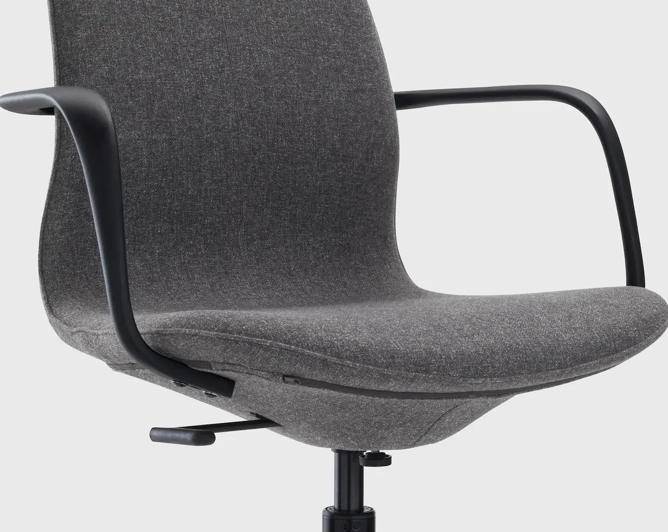 Fotoliu Ikea Langfjall rotativ/cu brate (Gunnared Gri Inchis/Negru)