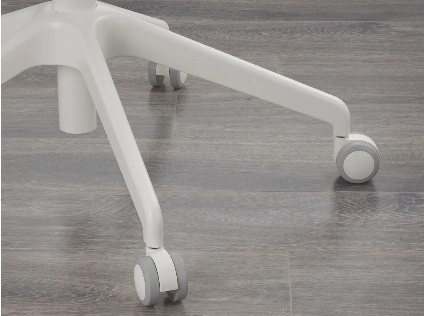 Fotoliu Ikea Langfjall rotativ cu brate/spatar inalt (Gunnared Bej/Alb)