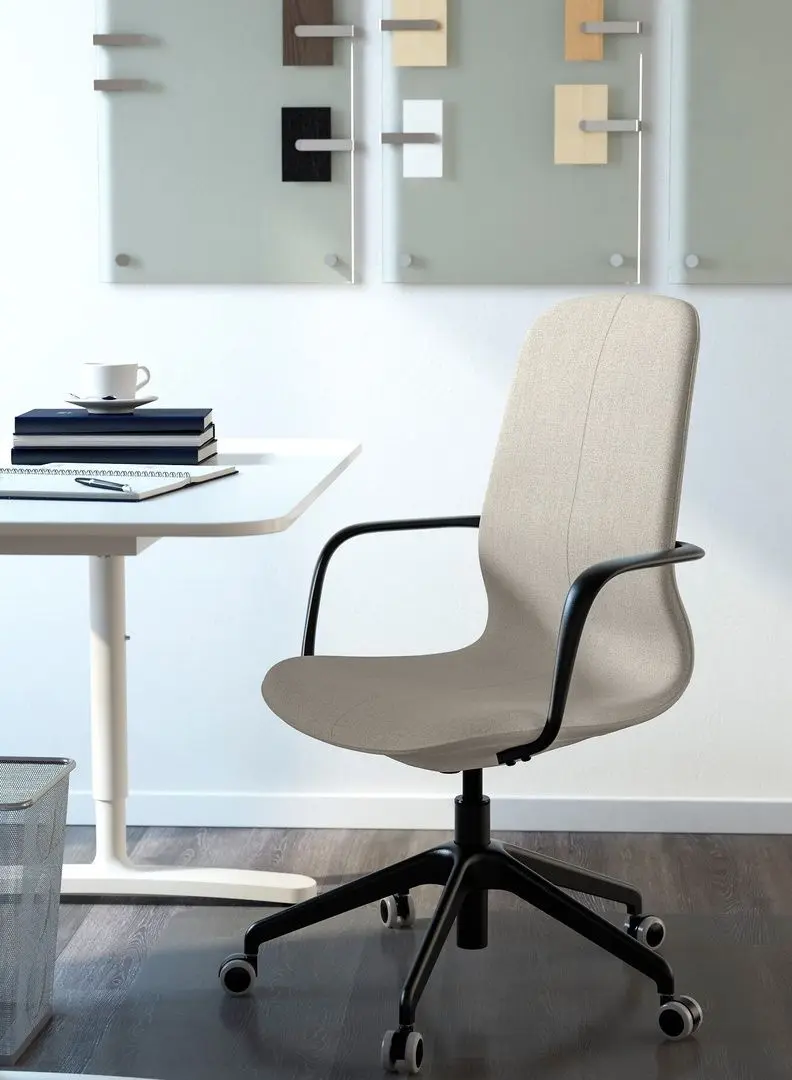 Fotoliu Ikea Langfjall rotativ cu brate/spatar inalt (Gunnared Bej/Negru)