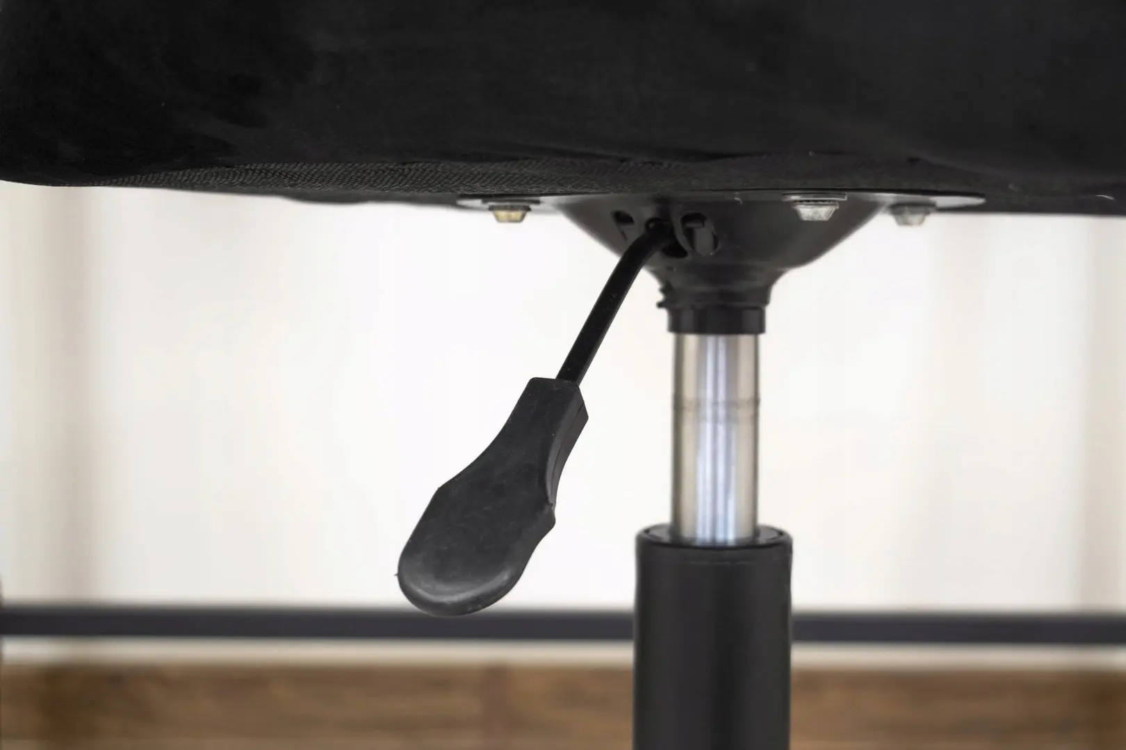 Fotoliu Modern Home Noto (Black)