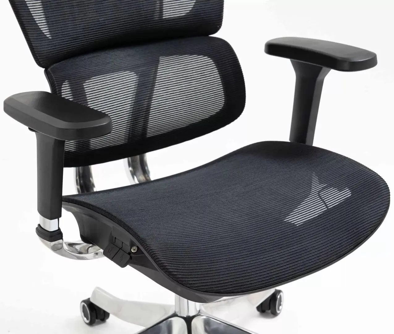 Fotoliu Signal Winner Lux (Black/Chrome)