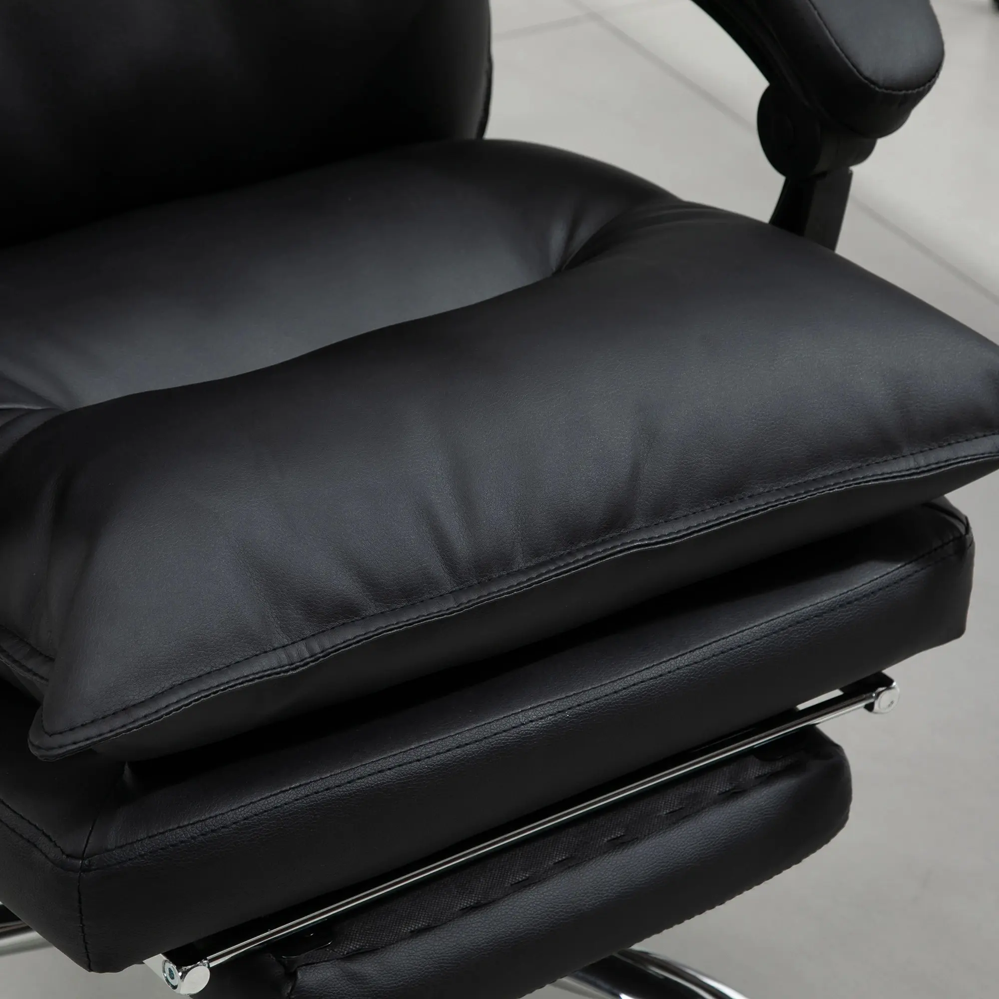 Офисное кресло Vinsetto 921-335BK (Black) - 3