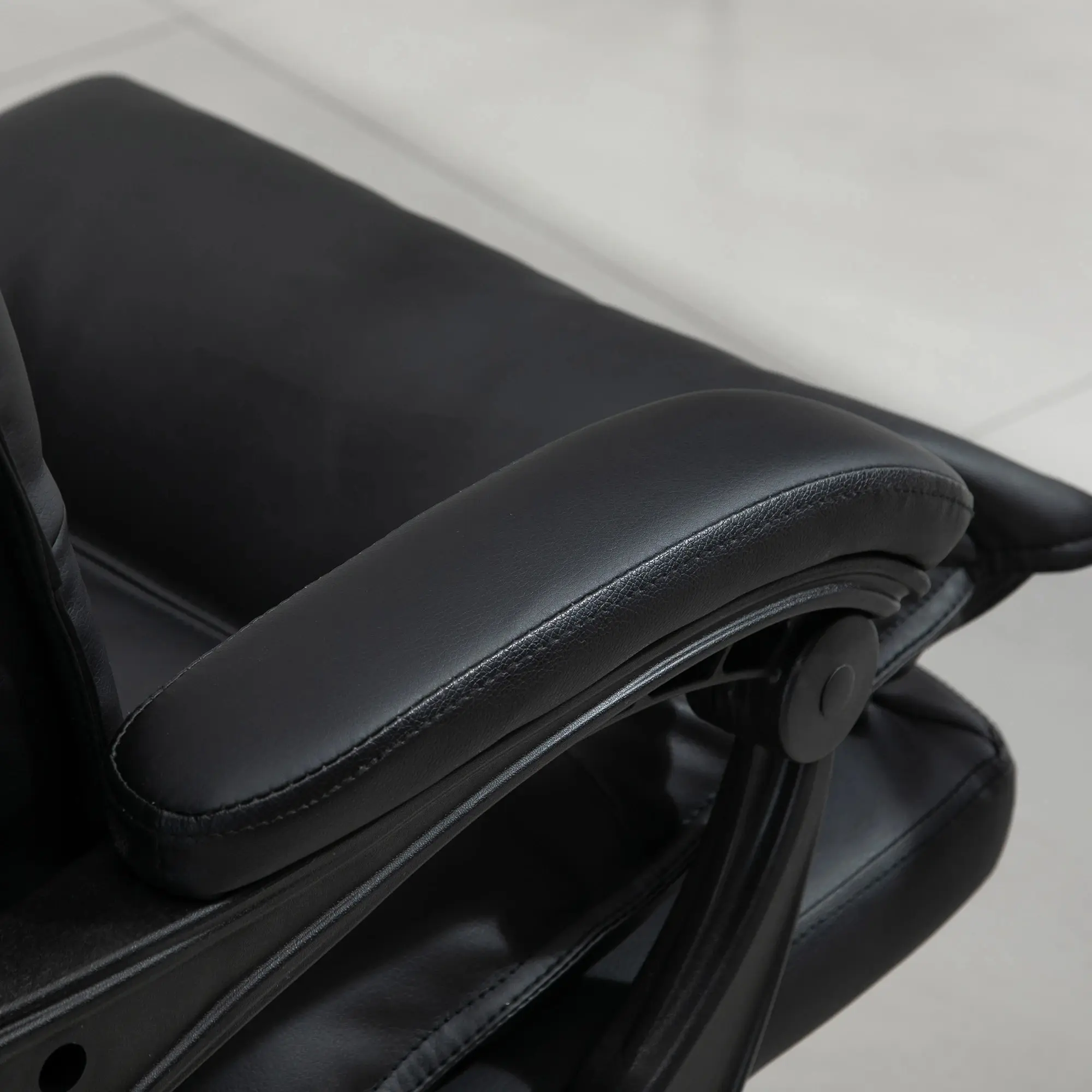 Офисное кресло Vinsetto 921-335BK (Black) - 4