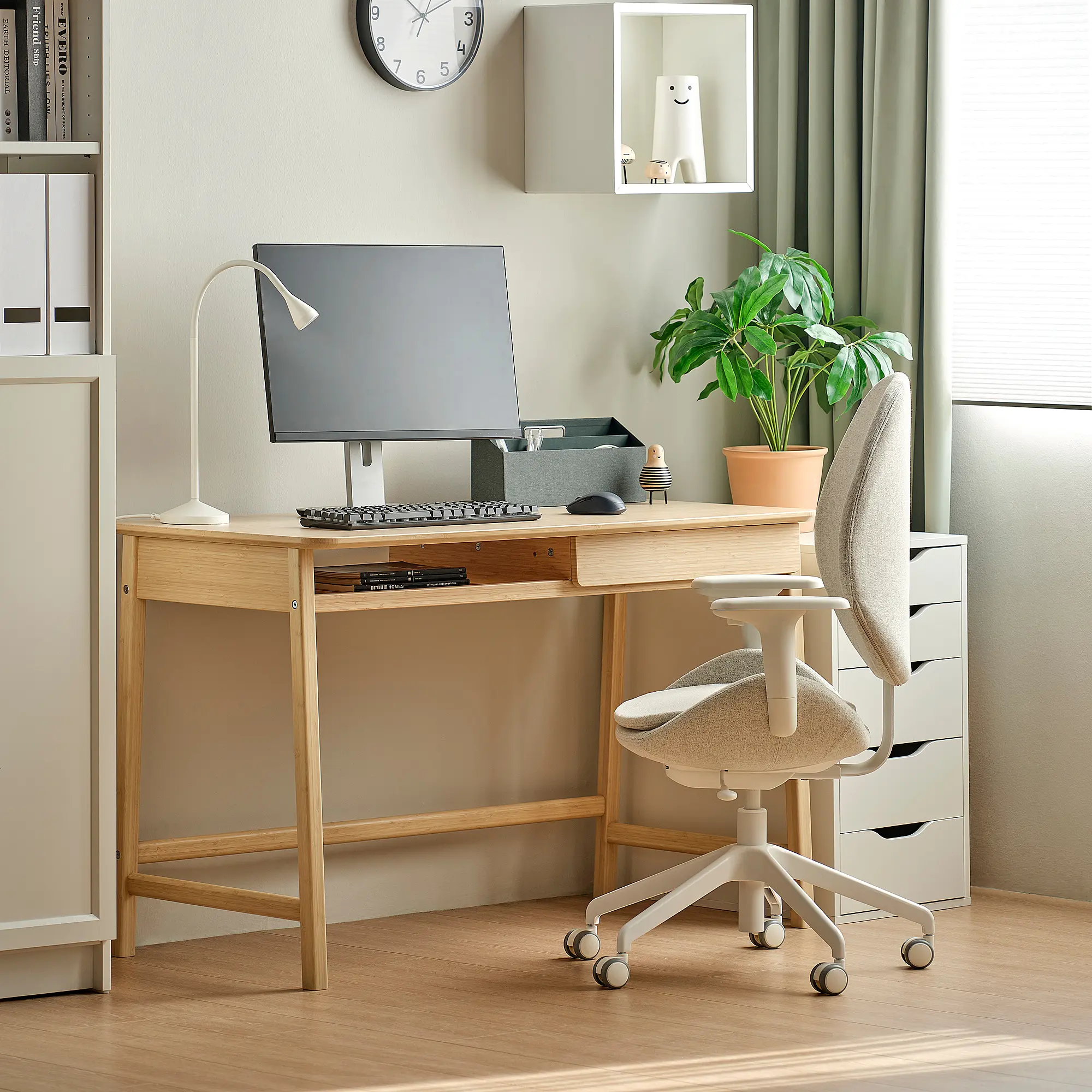 Masa de birou Ikea Beteshast 120x60 (Bambus) - 8