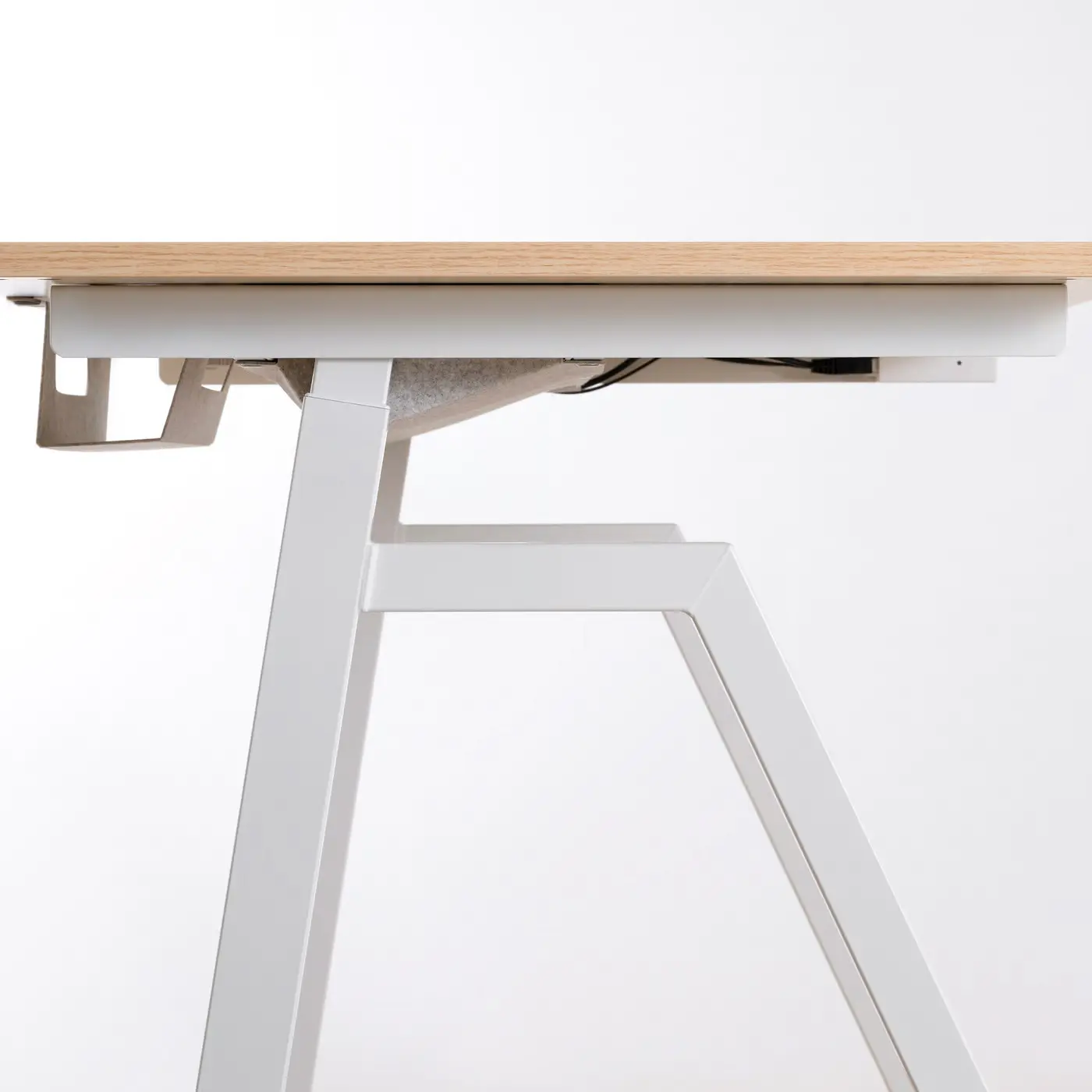 Masa de birou Ikea Trotten electric 160x80 (Frasin/Alb) - 5
