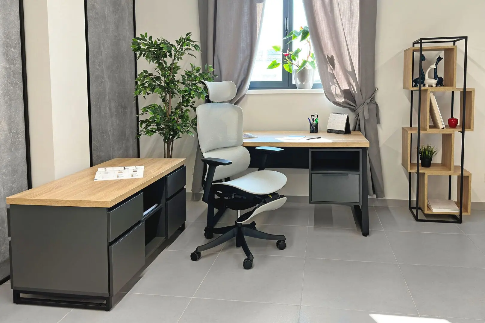 Masa de birou DP Enzo 130x75 cu sertar (Sonoma/Anthracite/Black)