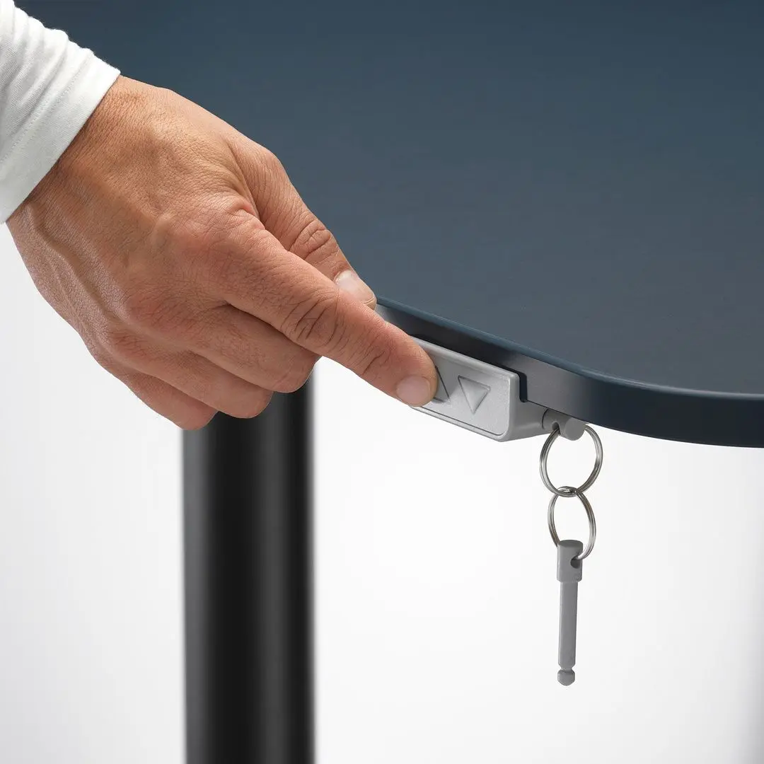 Письменный стол Ikea Bekant электро/левый угол/линолеум 160x110 (Синий/Черный)