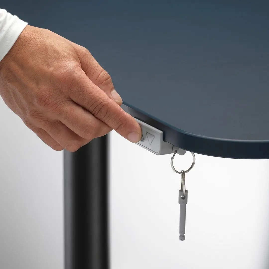 Письменный стол Ikea Bekant электро/линолеум 160x80 (Синий/Черный)