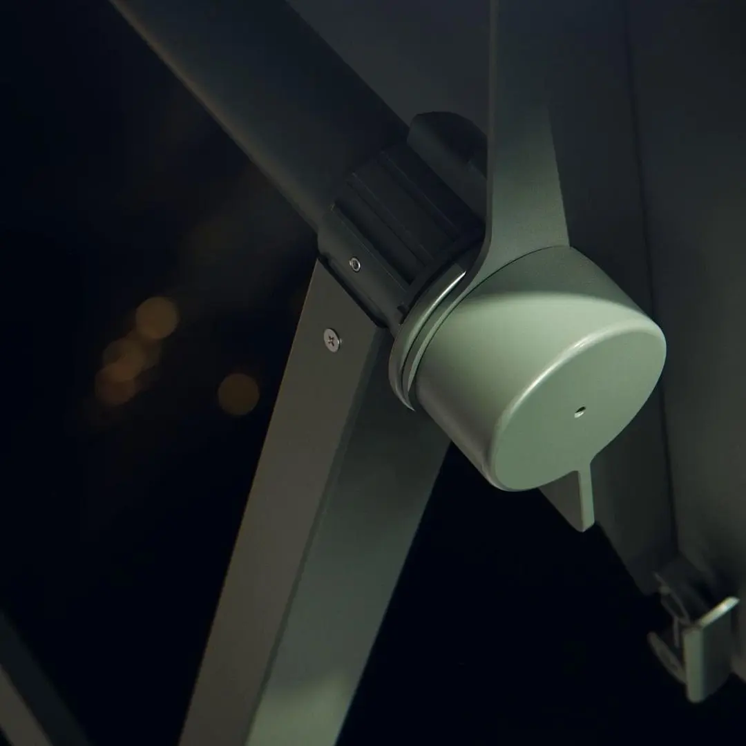 Masa de birou Ikea Mittzon cu roti 140x70 (Verde)