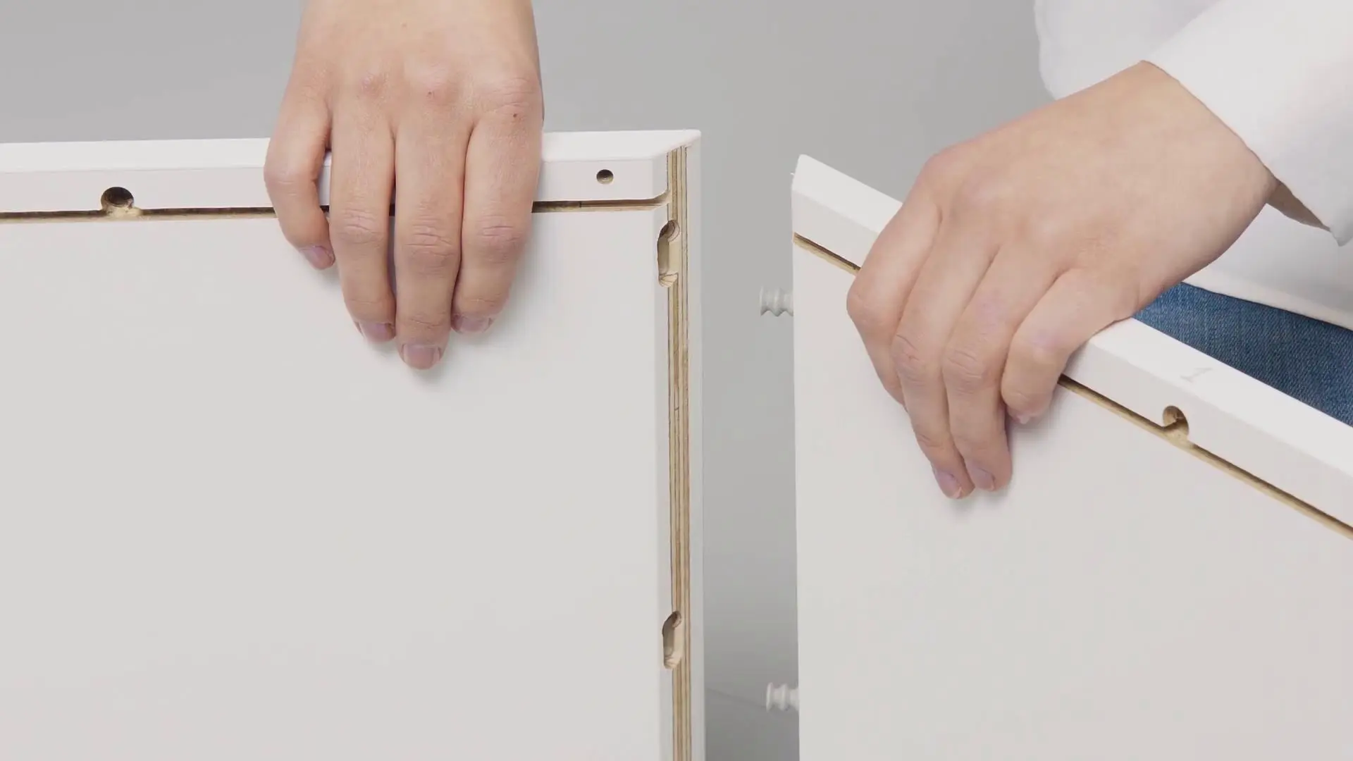 Combinatie de rafturi suspendate Ikea Eket raft cu usa 105x35x120 (Alb)