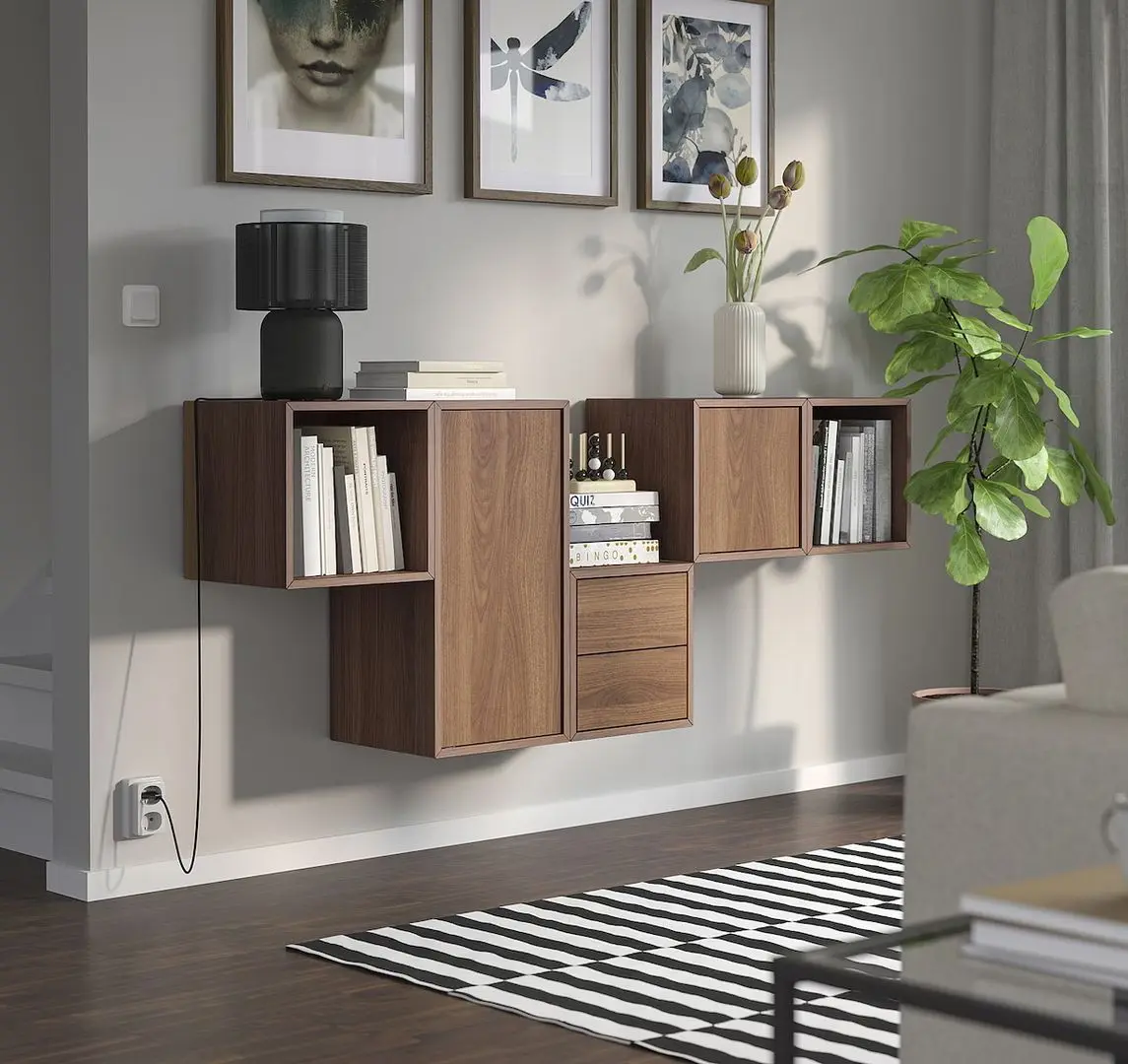 Combinatie de rafturi suspendate Ikea Eket cu usi/2 sertare 175x35x70 (Aspect Nuc)