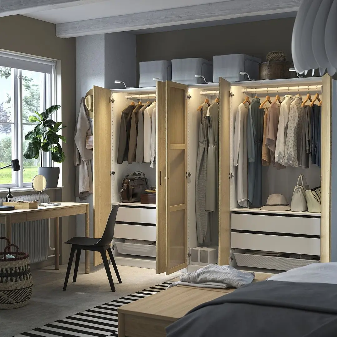 Dulap Ikea Pax/Tonstad rafturi/bare/sertare/cosuri/sticla 250x60x201 (Alb/Furnir Stejar)