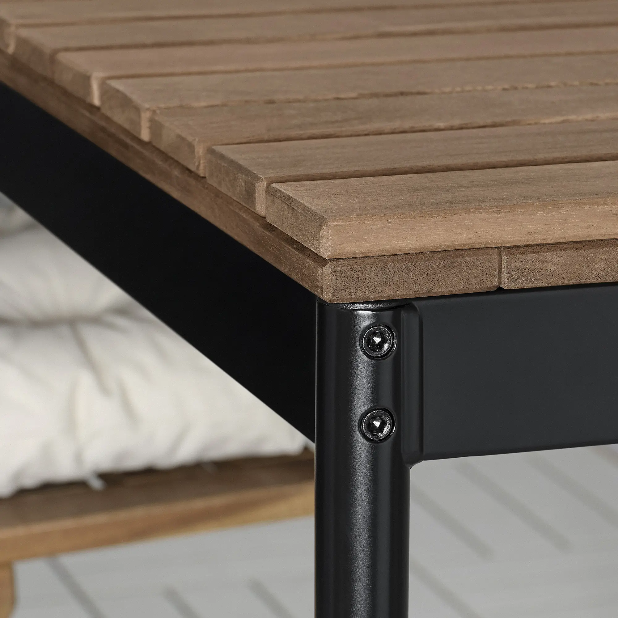 Садовый стол Ikea Vasman 135/190x74 (Светло-коричневый) - 4