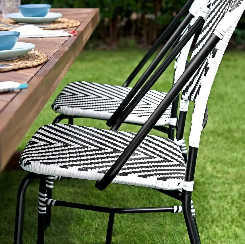 Scaun Ikea Vassholmen (Negru/Alb)